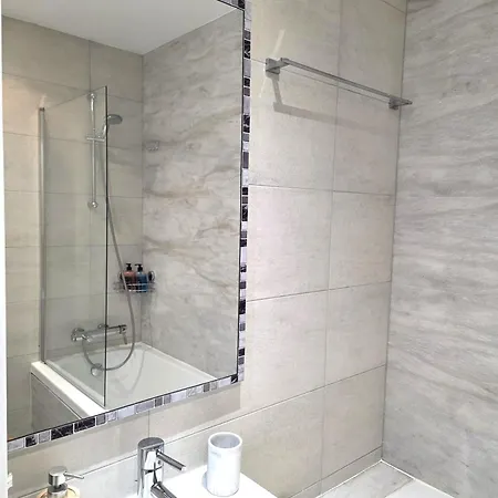 H&o Lighthouse Gold * Paphos