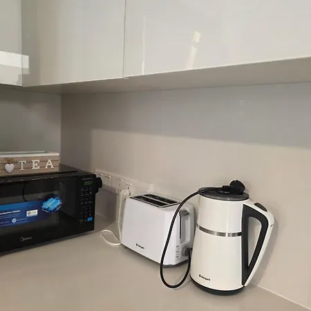 H&o Lighthouse Gold * 파포스