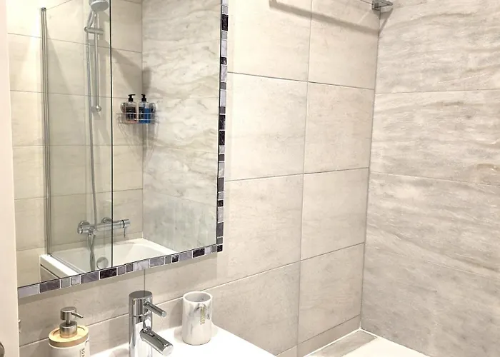 アパート H&o Lighthouse Gold