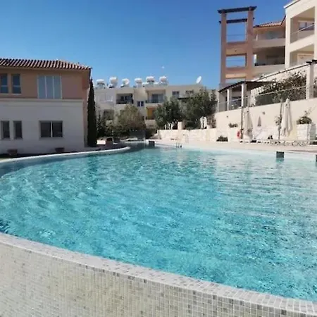 H&o Lighthouse Gold Apartman Paphos